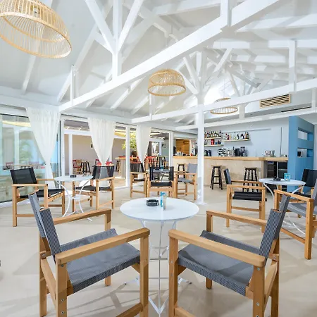 Anemos By Estia Aparthotel 3*