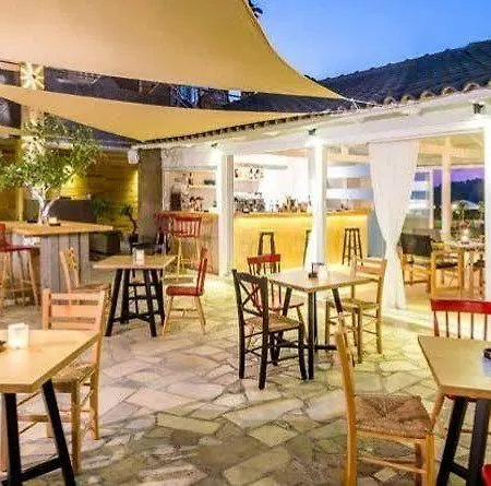 Aparthotel Anemos By Estia 3*